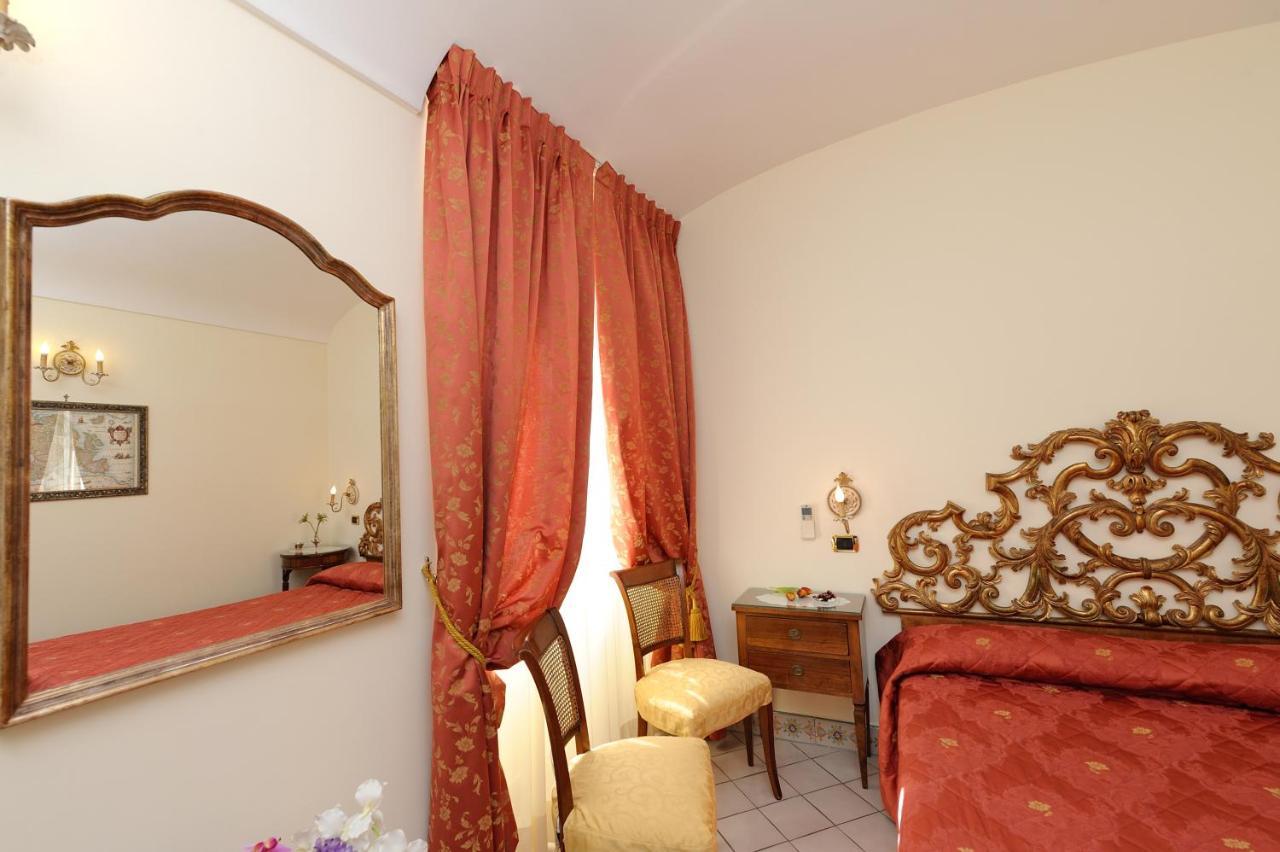 Amalfi Old Square Room & Apartments 외부 사진