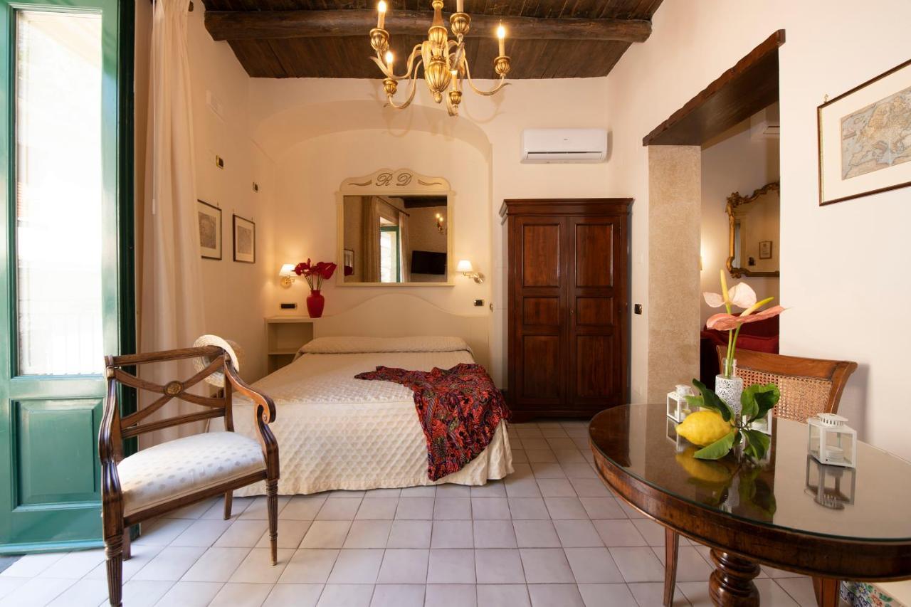 Amalfi Old Square Room & Apartments 외부 사진