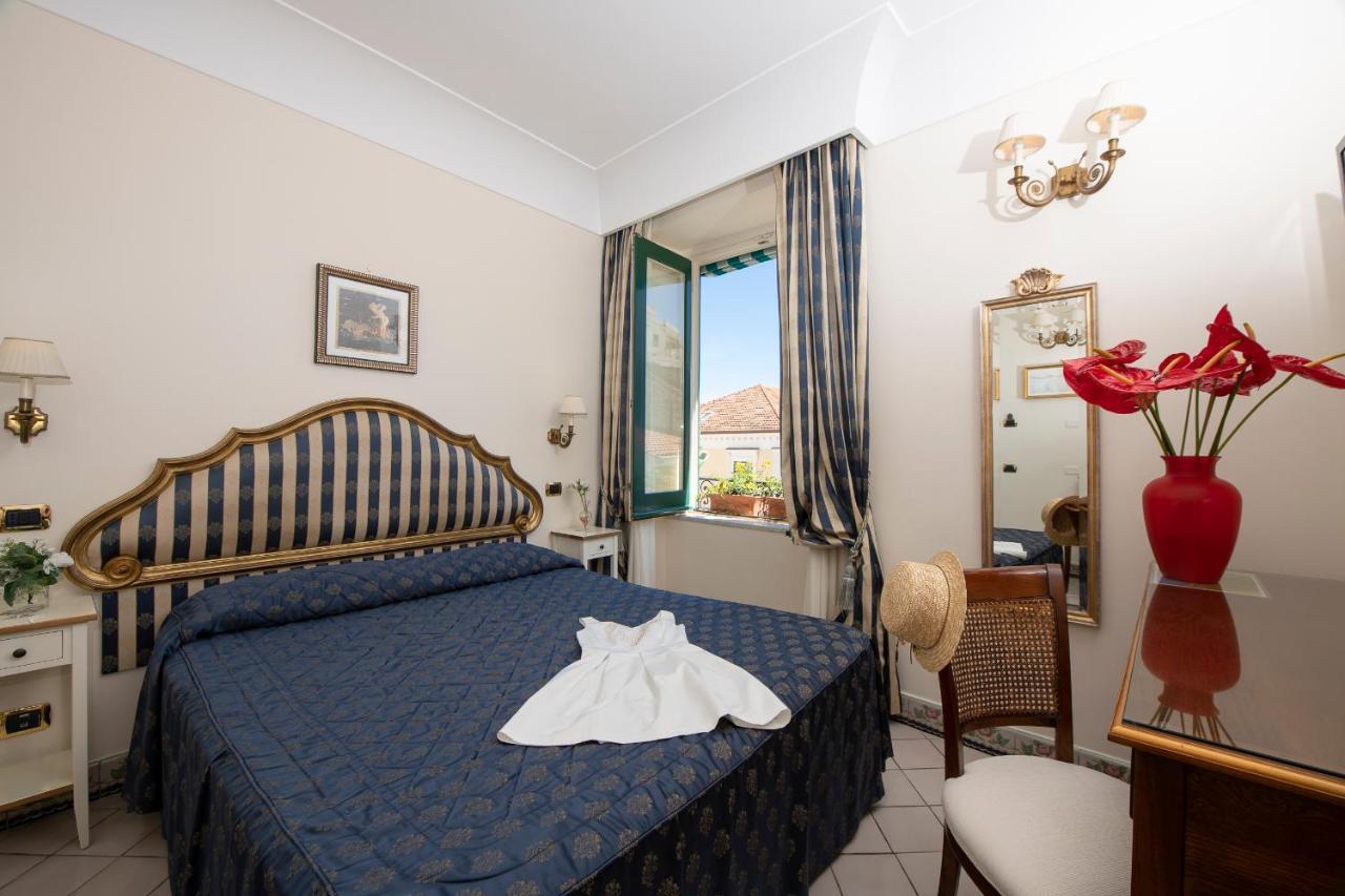 Amalfi Old Square Room & Apartments 외부 사진