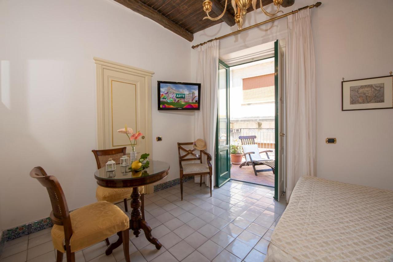 Amalfi Old Square Room & Apartments 외부 사진