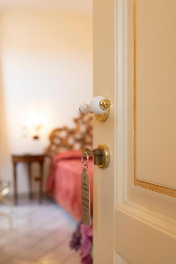 Amalfi Old Square Room & Apartments 외부 사진